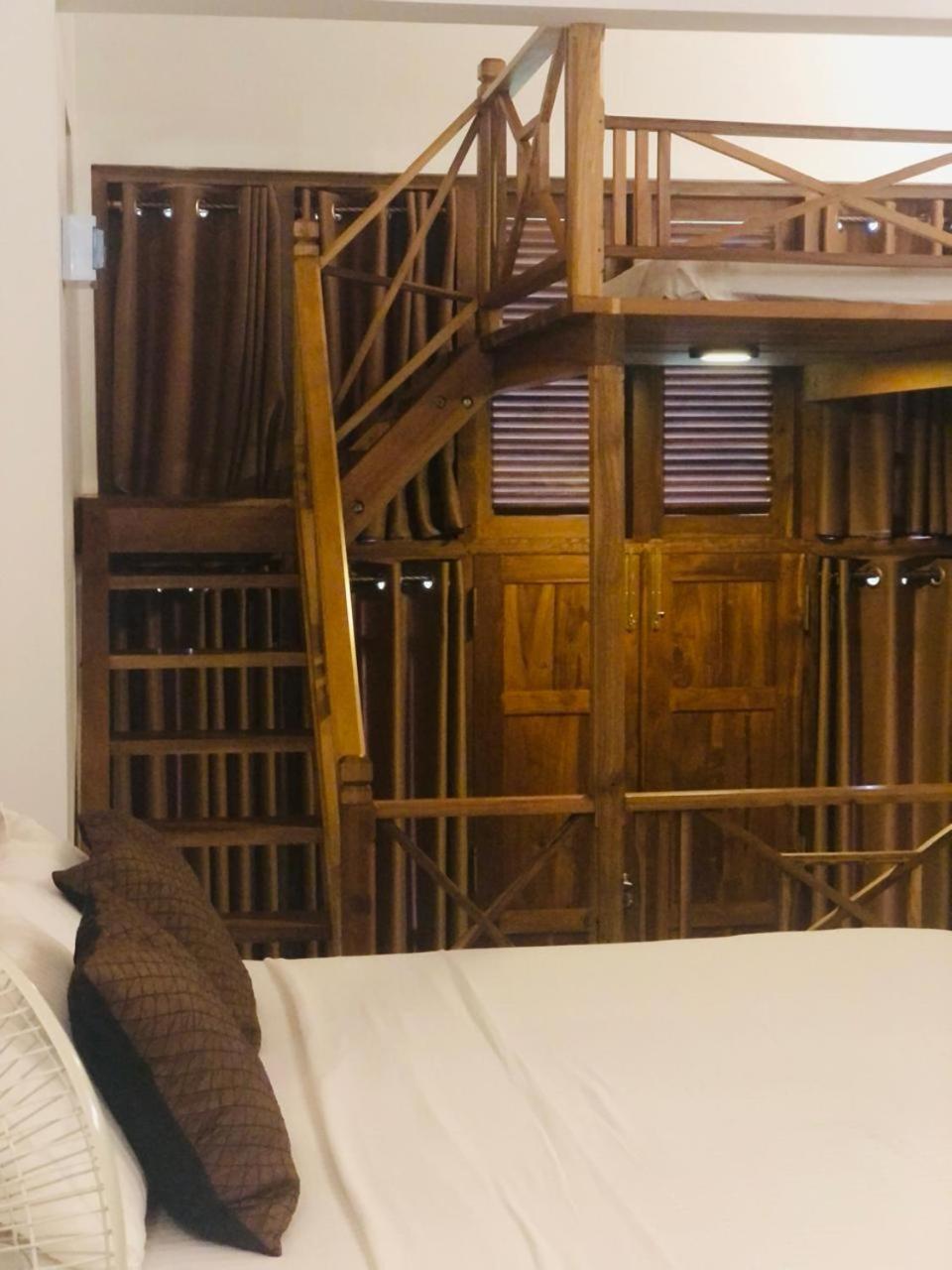 Landa Holiday House بيلهول اويا المظهر الخارجي الصورة